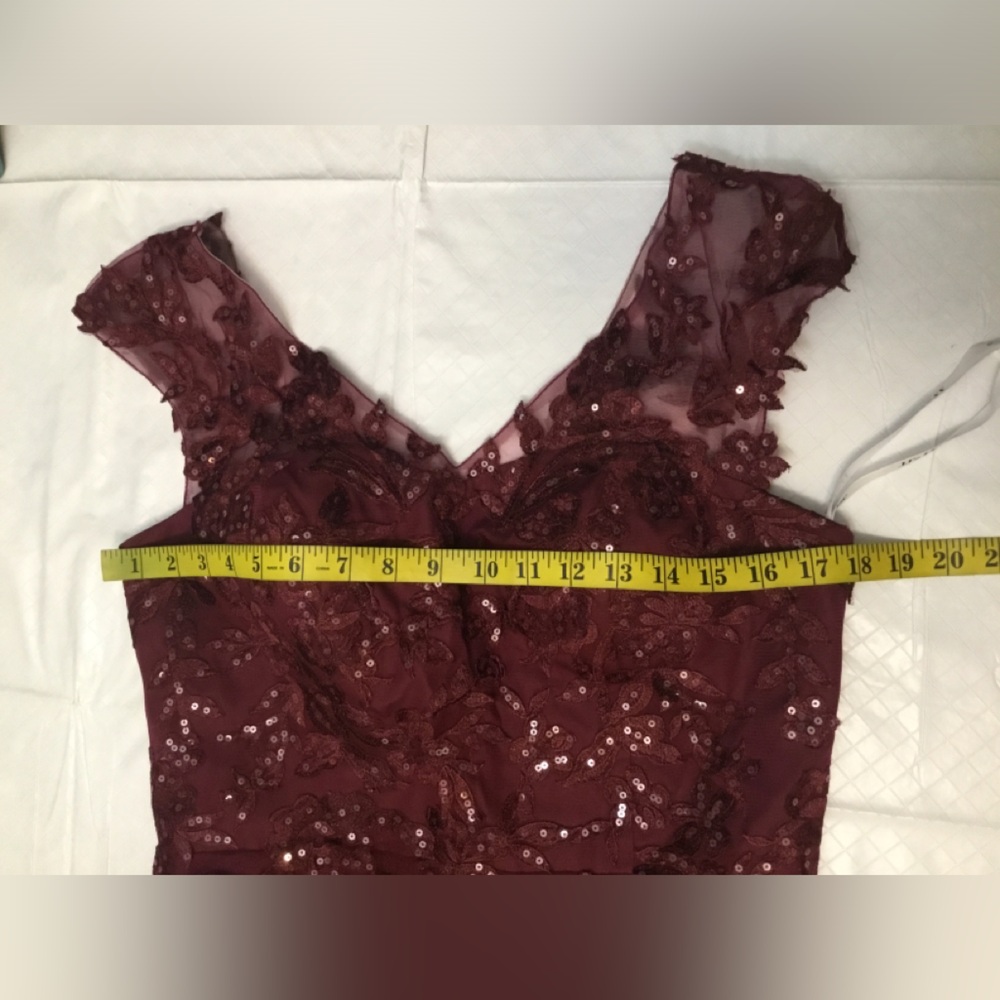 JJs House Lace Prom Dress - Picture 13 of 15